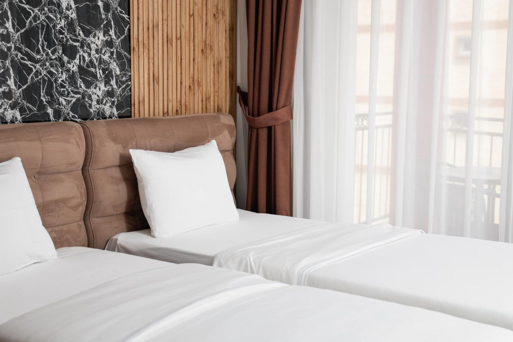 Hotel Denis Prizren Eksteriør bilde
