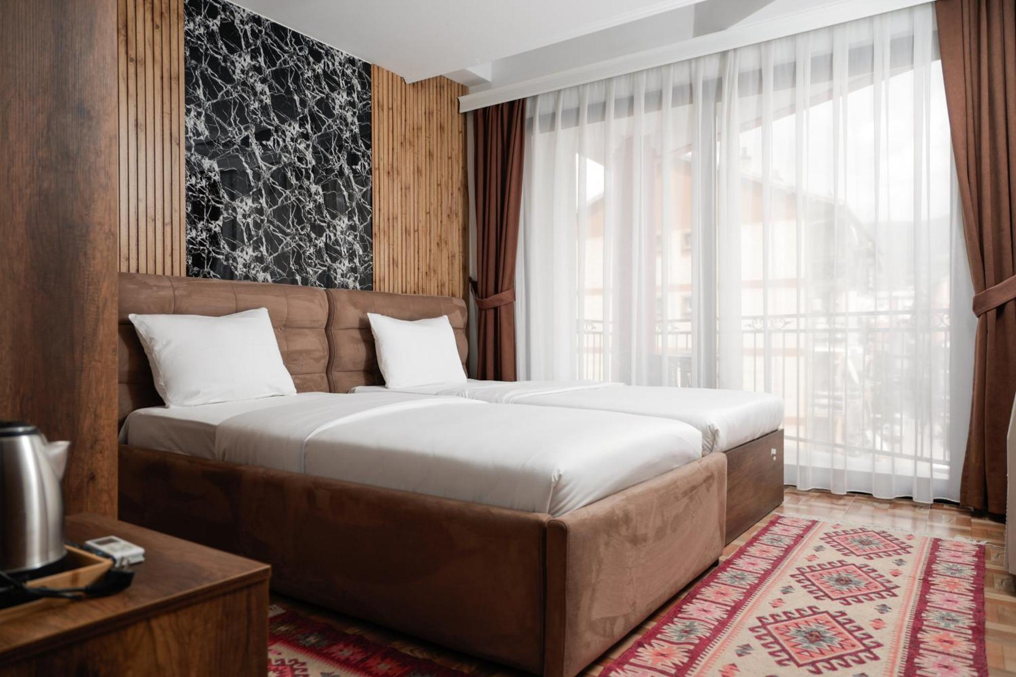 Hotel Denis Prizren Eksteriør bilde