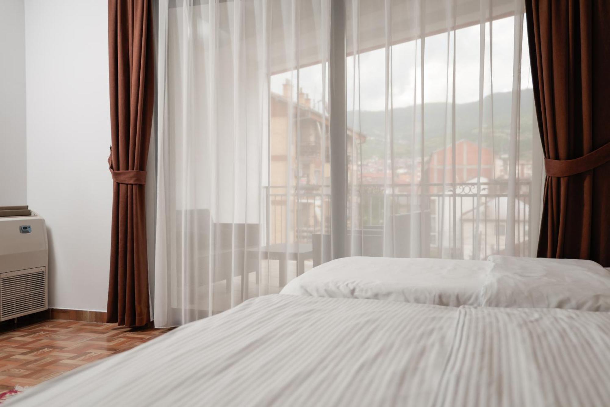 Hotel Denis Prizren Eksteriør bilde