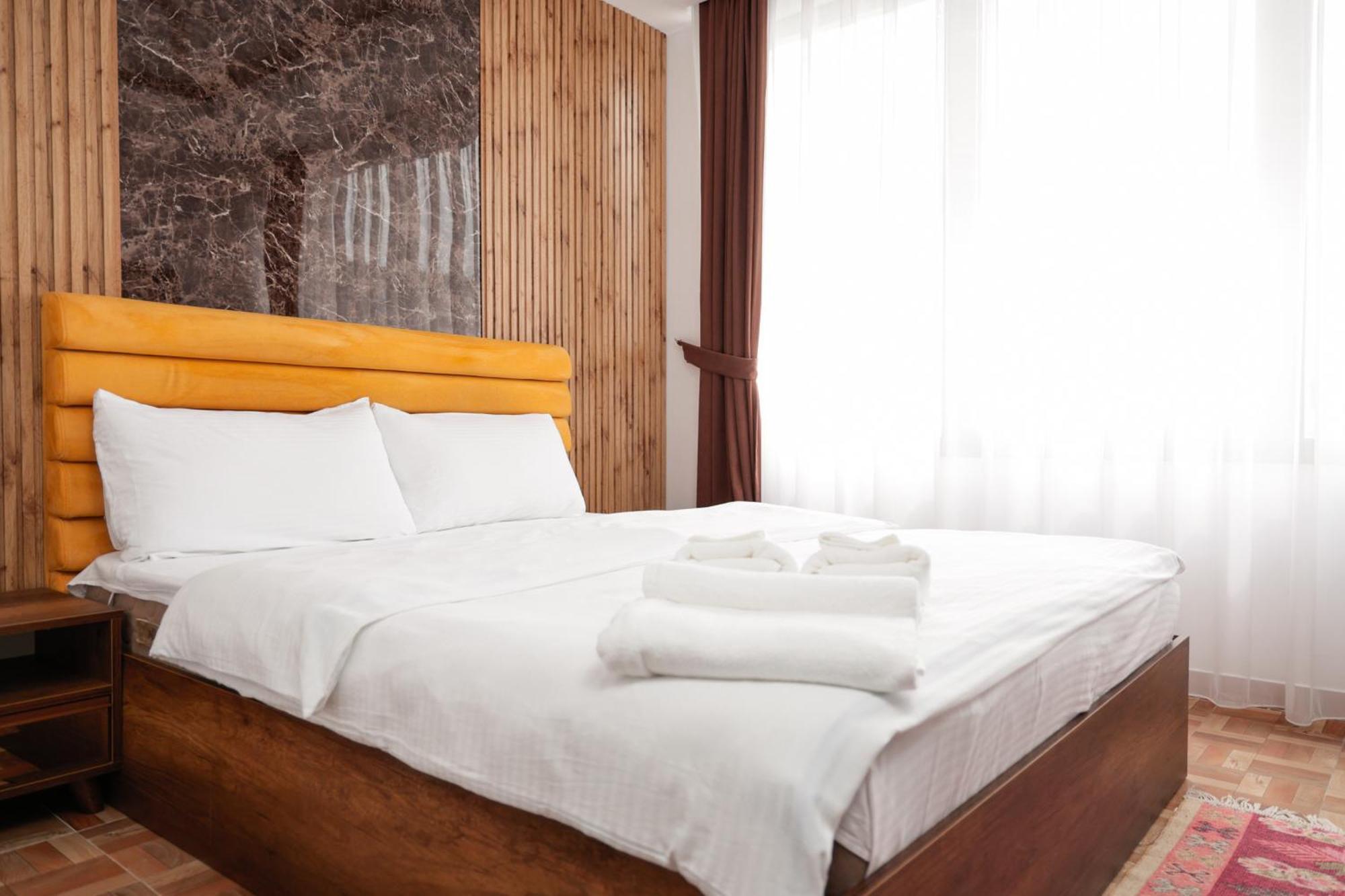 Hotel Denis Prizren Eksteriør bilde